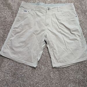 Kuhl Shorts for Men size 40